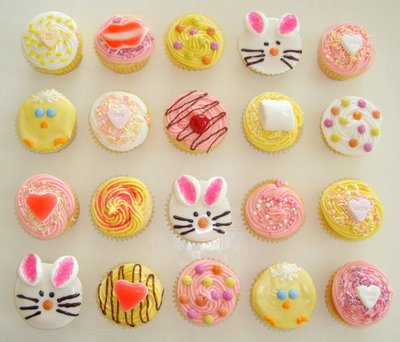 cute easter bunny cupcakes. eastercupcakes