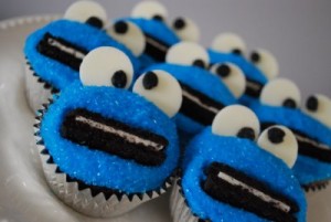 cookie-monster-cupcakes2