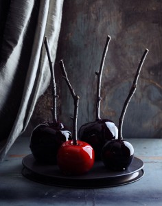 spooky-apples