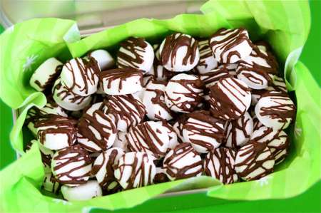 chocolate-drizzled-altoids