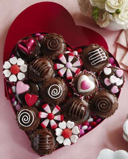 Instead of a typical heart shaped box of candy, why not give your Valentine 