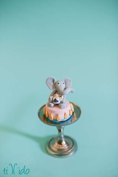 circus-elephant-cupcake-topper