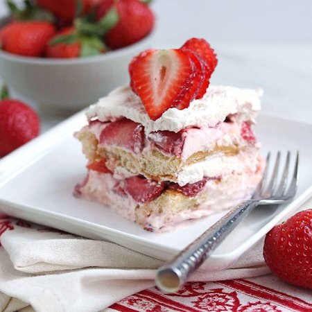 Strawberry shortcake tiramisu