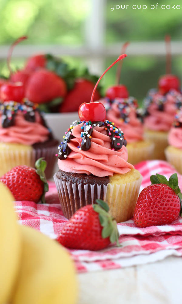 Banana-Split-Cupcake