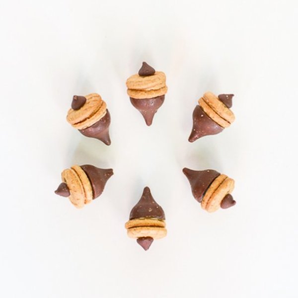 Chocolate Peanut Butter Acorns