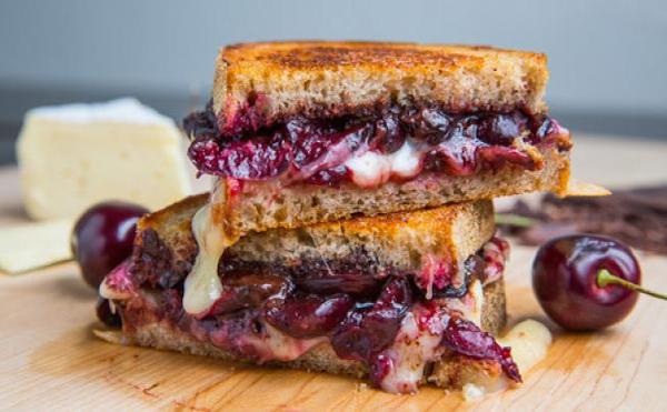 Balsamic-Roasted-Cherry-Dark-Chocolate-and-Brie-Grilled-Cheese-Sandwich