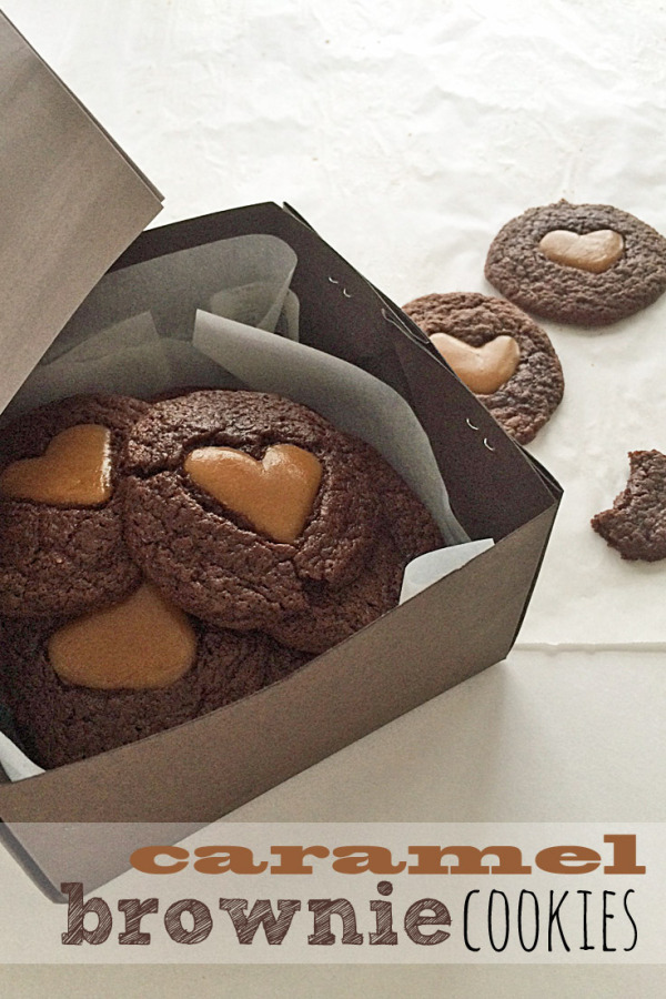 Soft-Caramel-Brownie-Cookies-Sabrina-Alery-