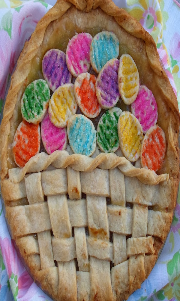 Easter basket pie