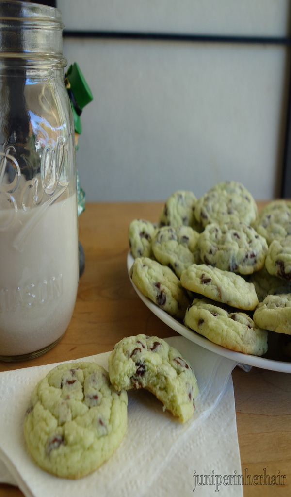 mint chocolate chip cookies