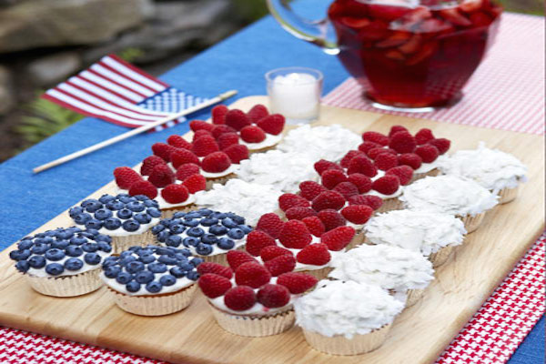 easy flag cupcakes