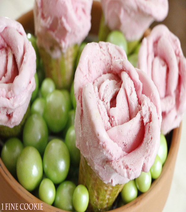 Pink-Champagne-Ice-Cream-Roses-