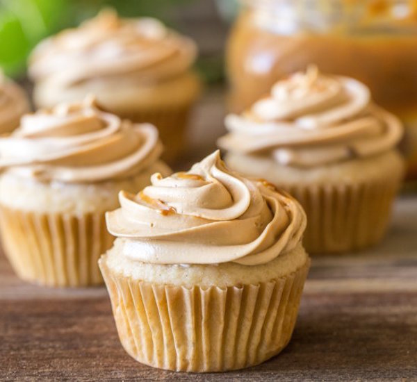 apple cupcakes with dulce de leche buttercream