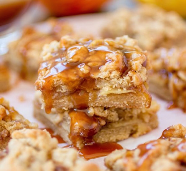 caramel apple pie bars