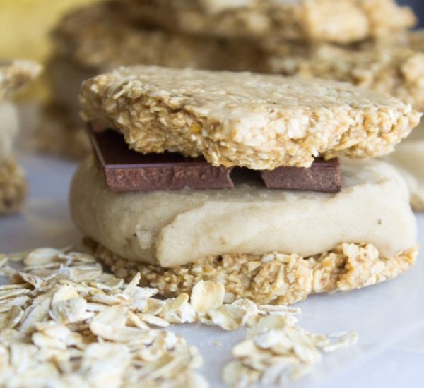 raw vegan banana"nice" cream sandwiches