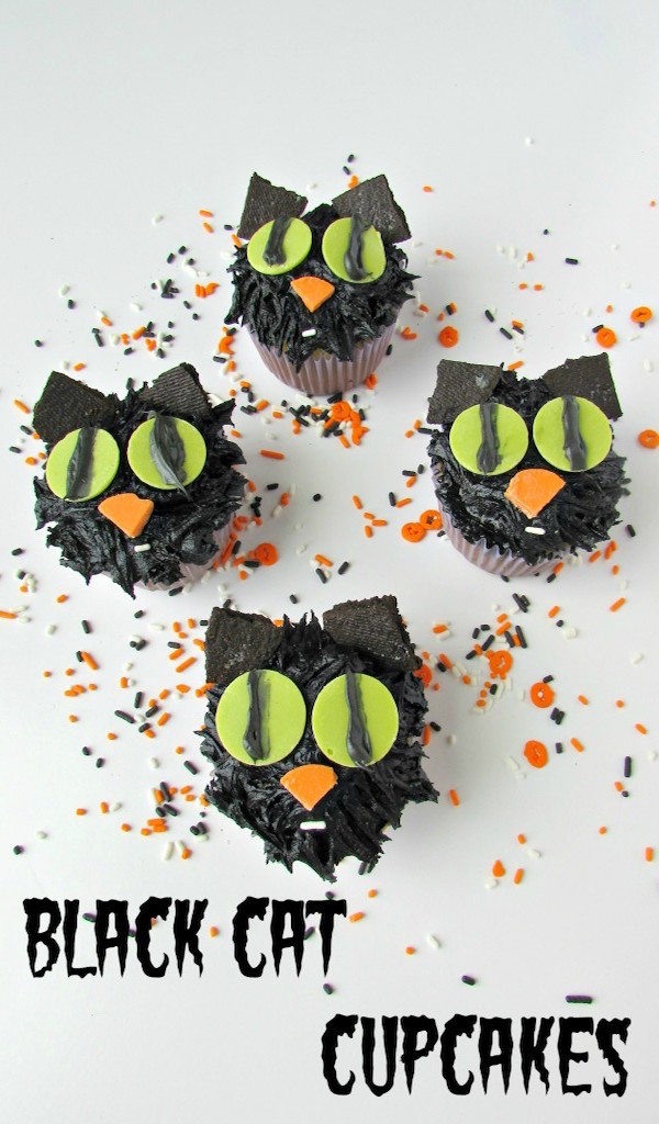 Black-Cat-Cupcakes-Val-Event-Gal