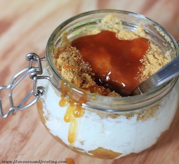 easy apple pie parfait