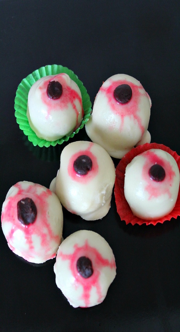 red velvet cake eyeballs