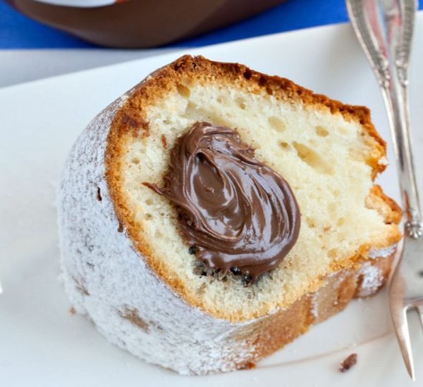 yogurt and nutella ciambellone