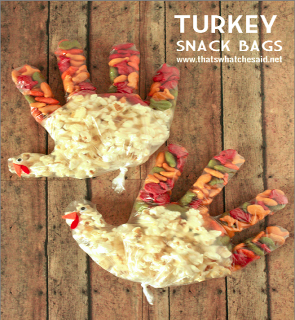 Turkey_Snack_Bags_Thanksgiving_Kids_Activity_at_thatswhatchesaid.net