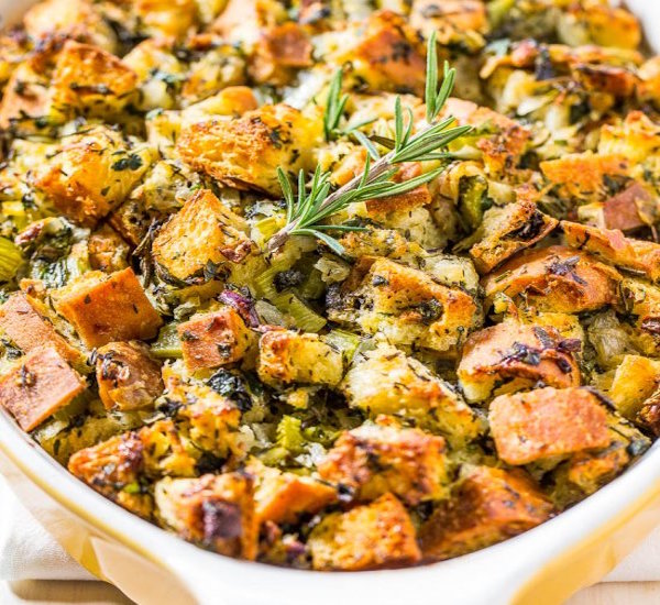 classic traditional thanksgiving stuffing