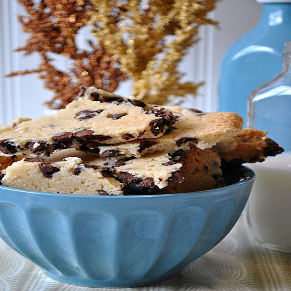 chocolate chip cookie brittle