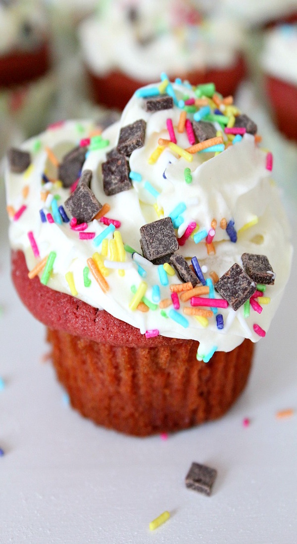 red velvet cookie cupcake