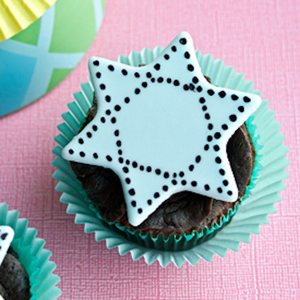 star of david cupcake