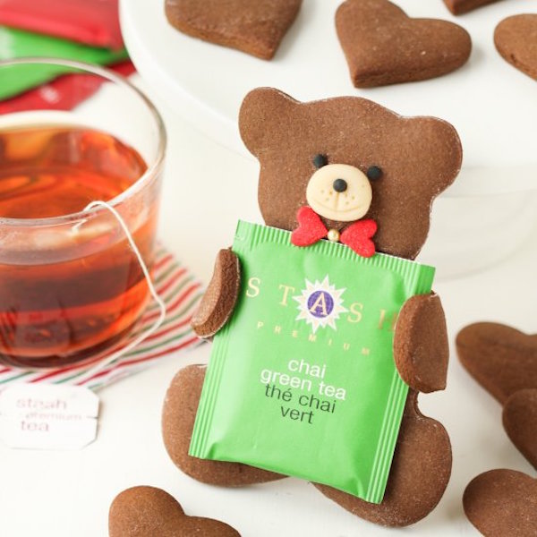 tea loving gingerbread bears