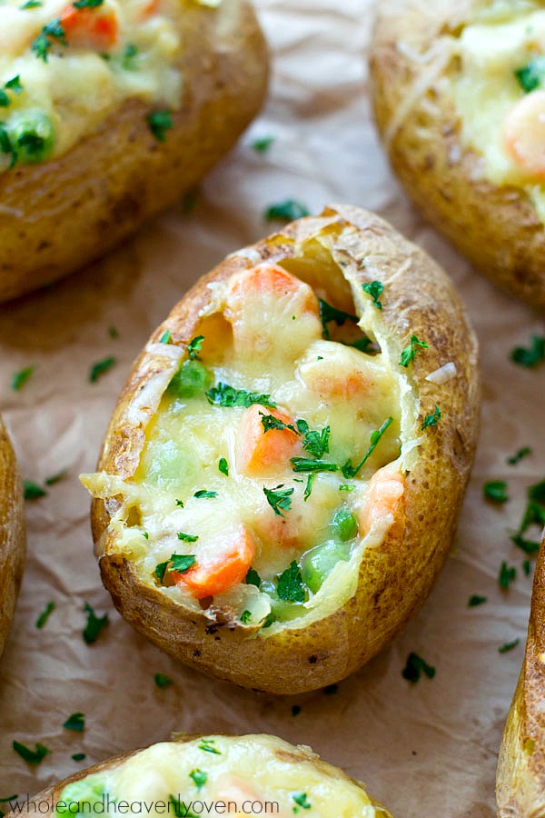 Easy-Chicken-Pot-Pie-Potato-Skins