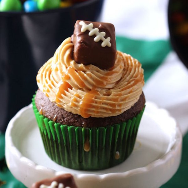 chocolate cupcake with peanut butter frosting