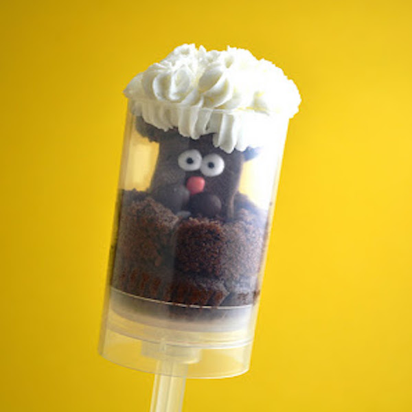 groundhog day cupcake push pops