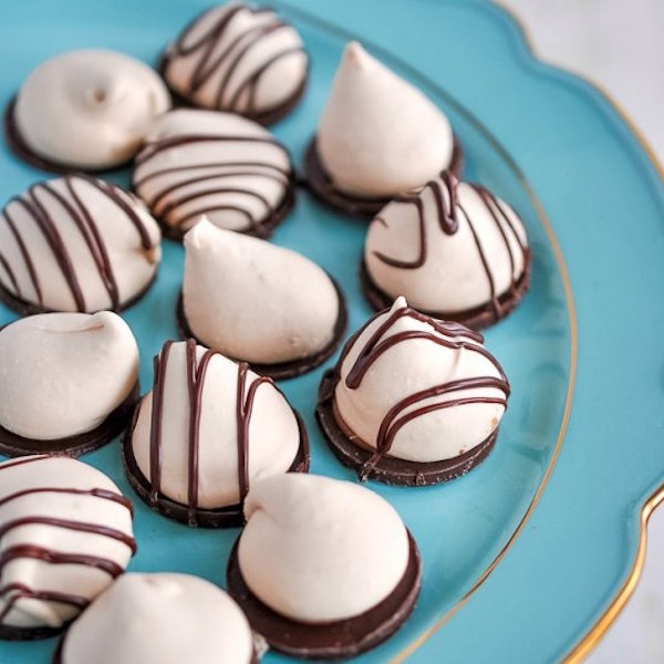 champagne ganache marshmallow kisses