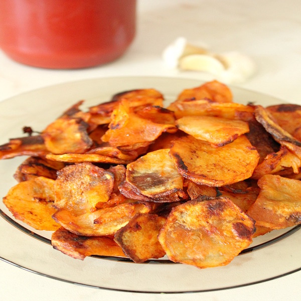 homemade garlic potato chips