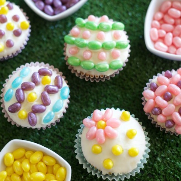 Easter cupcakes with jelly beans