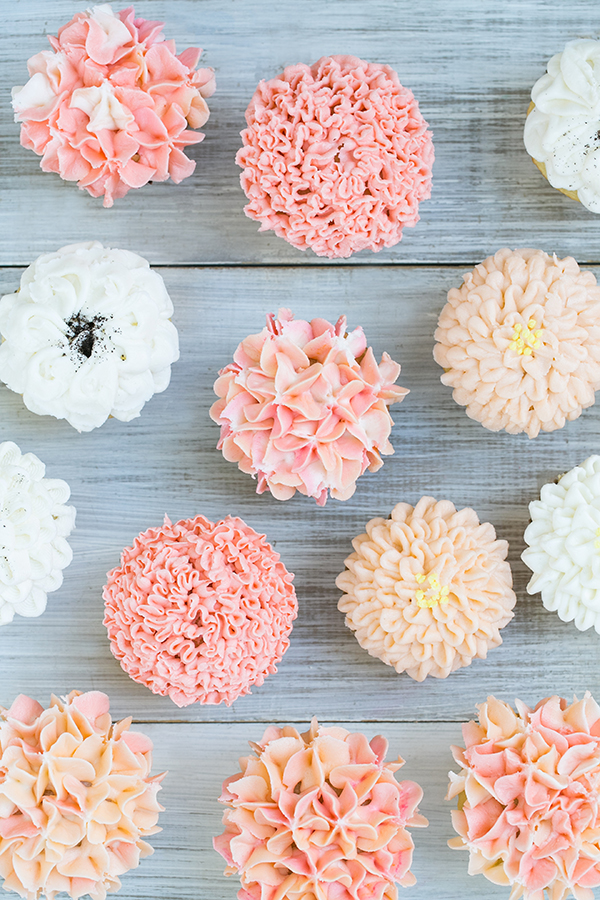 FloralFrostingCupcakes