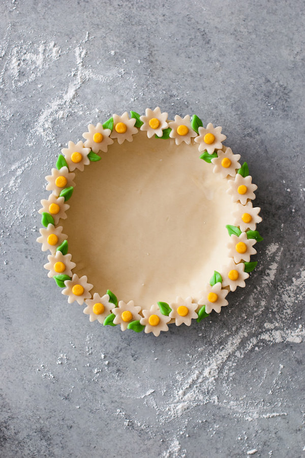 Daisy-Chain-Pie-Crust-Tutorial