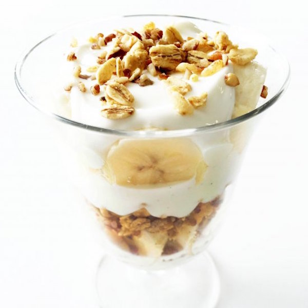 banana nut breakfast parfait