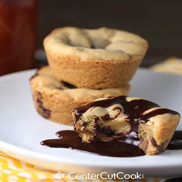 chocolate-chip-lava-cookies