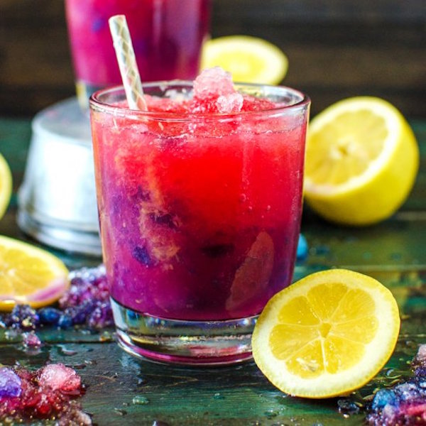 color changing purple pink lemonade slushies and popsicles