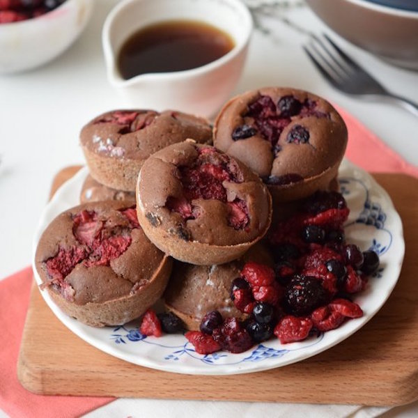 cocoa berry almond pancake muffin bites